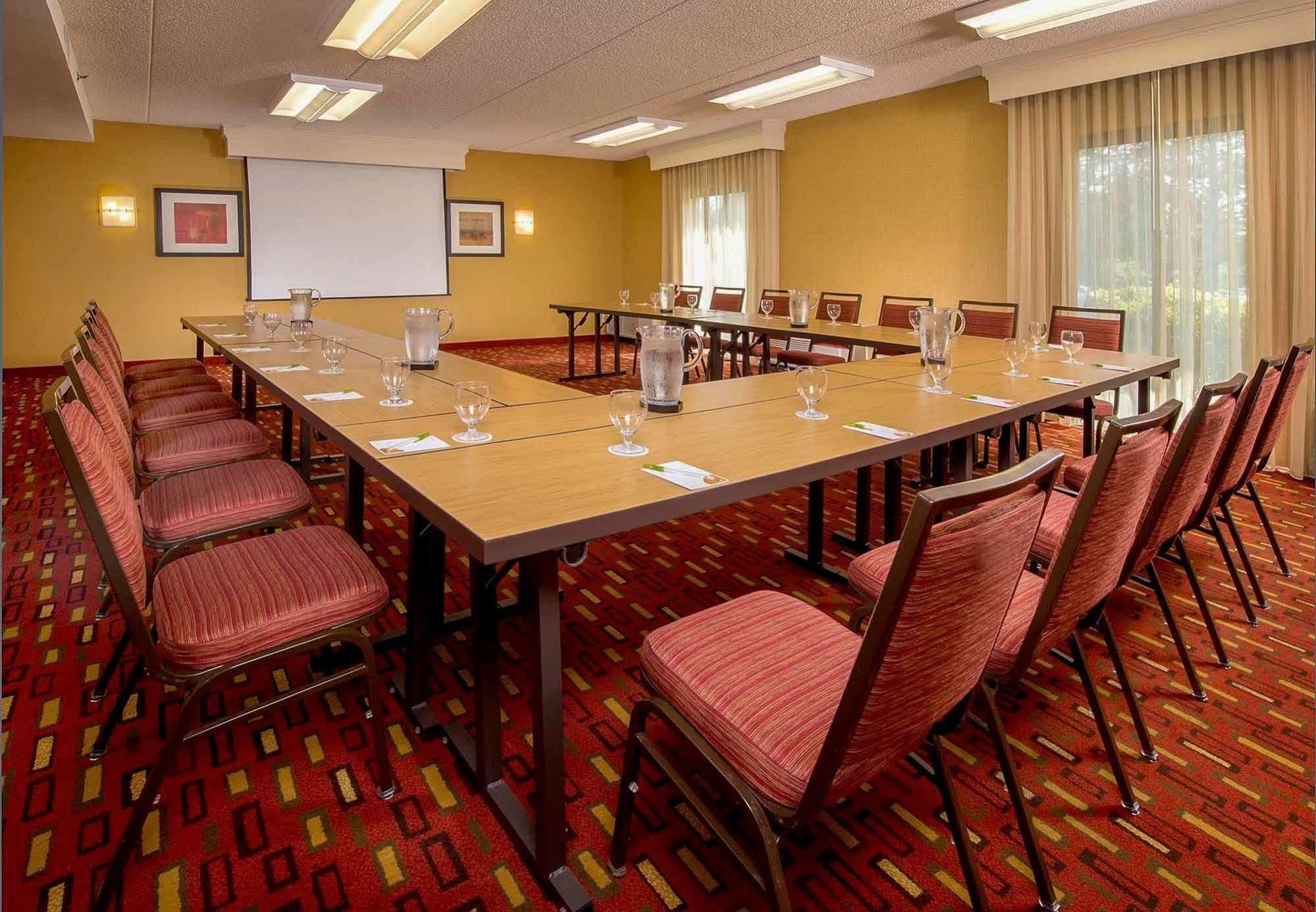 Courtyard by Marriott Rockville Exteriör bild